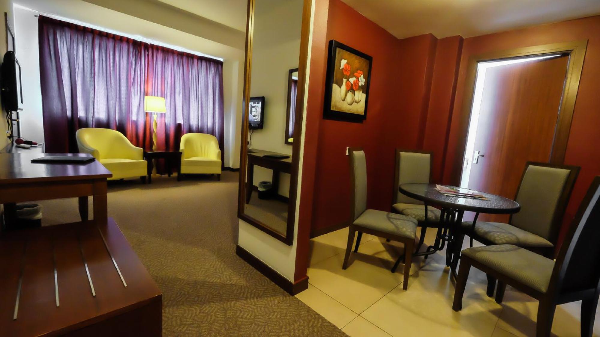 Times Hotel Brunei Bandar Seri Begawan Zimmer foto